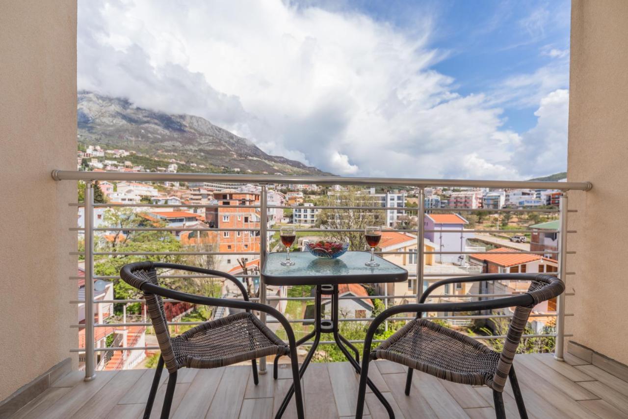 Apartments Dobra Voda Chambre photo