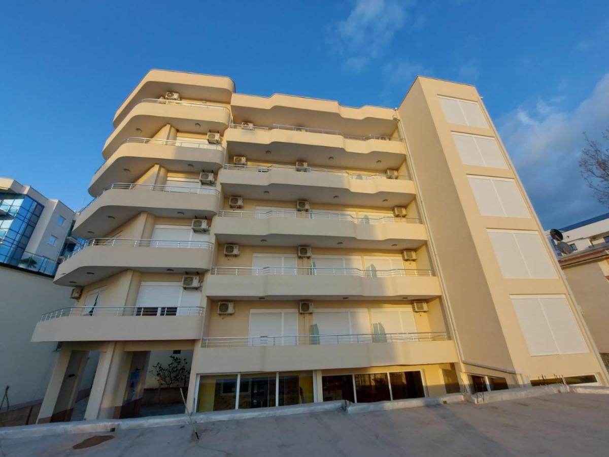 Apartments Dobra Voda Extérieur photo