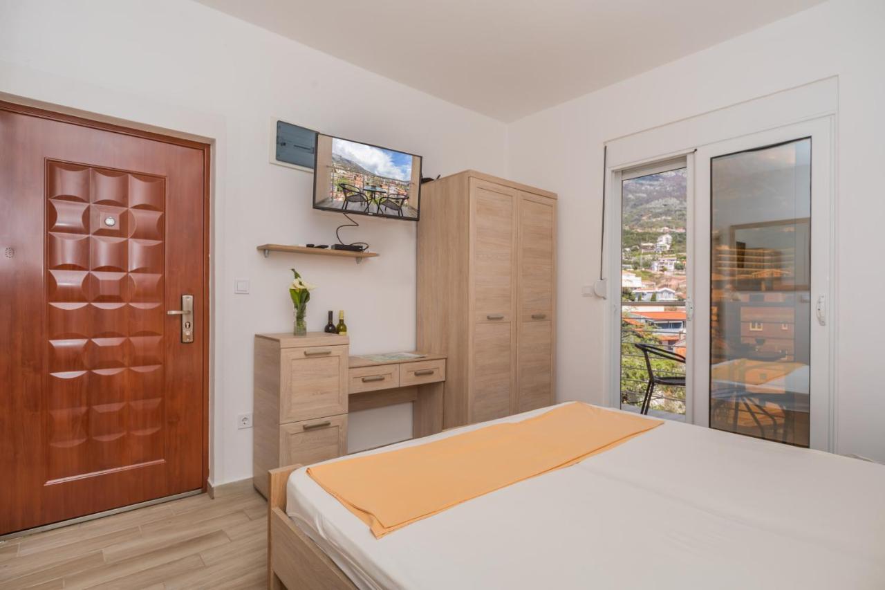 Apartments Dobra Voda Extérieur photo