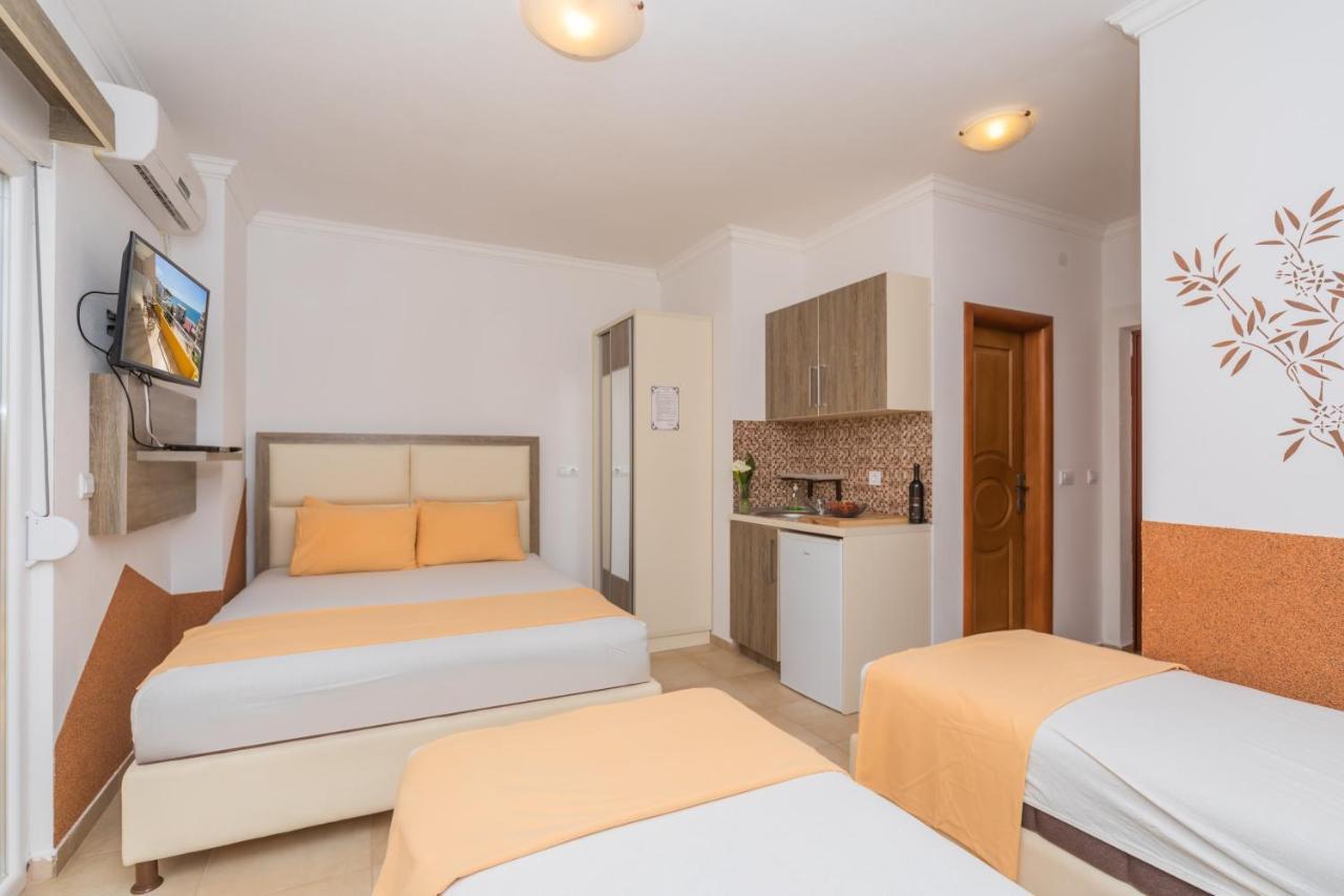 Apartments Dobra Voda Extérieur photo