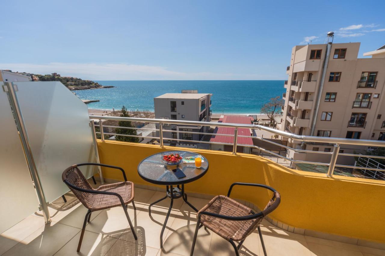 Apartments Dobra Voda Chambre photo