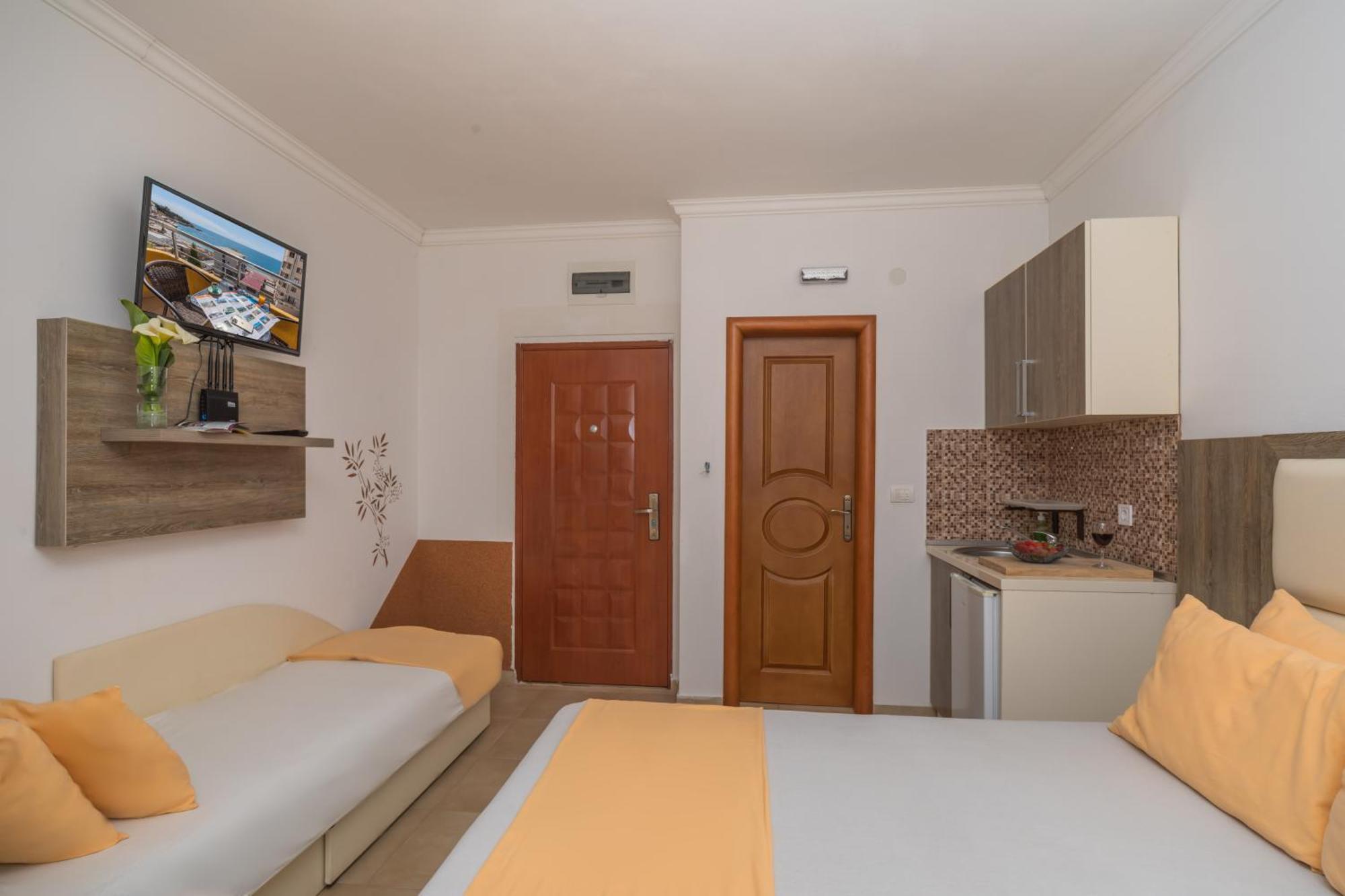 Apartments Dobra Voda Chambre photo