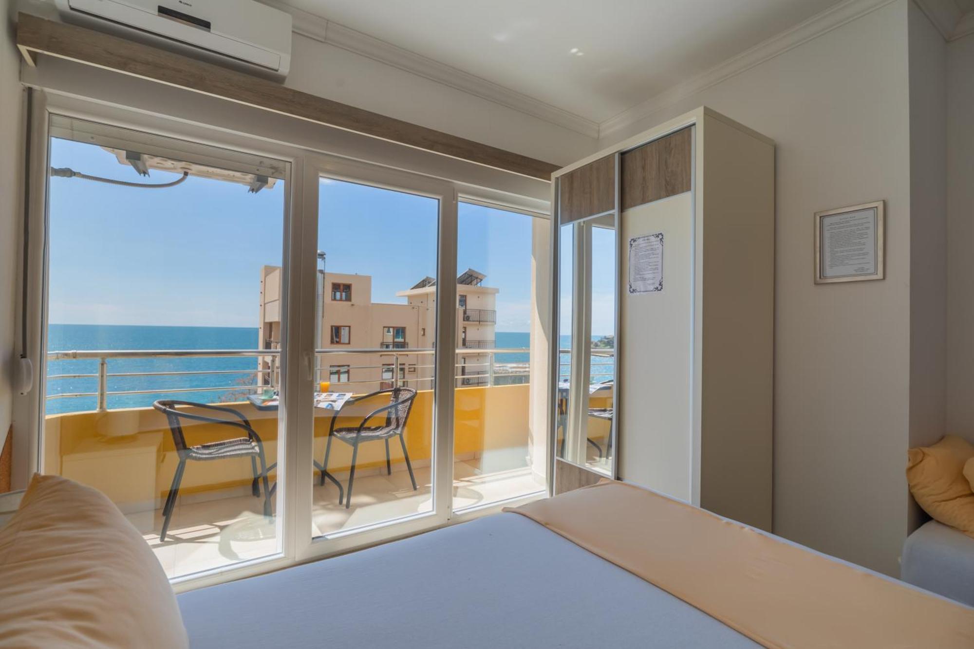 Apartments Dobra Voda Chambre photo