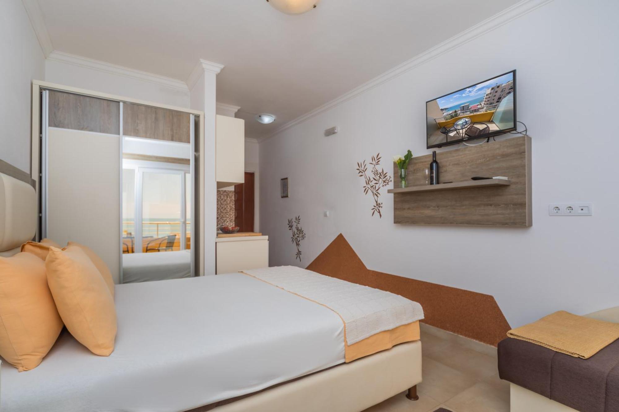 Apartments Dobra Voda Chambre photo