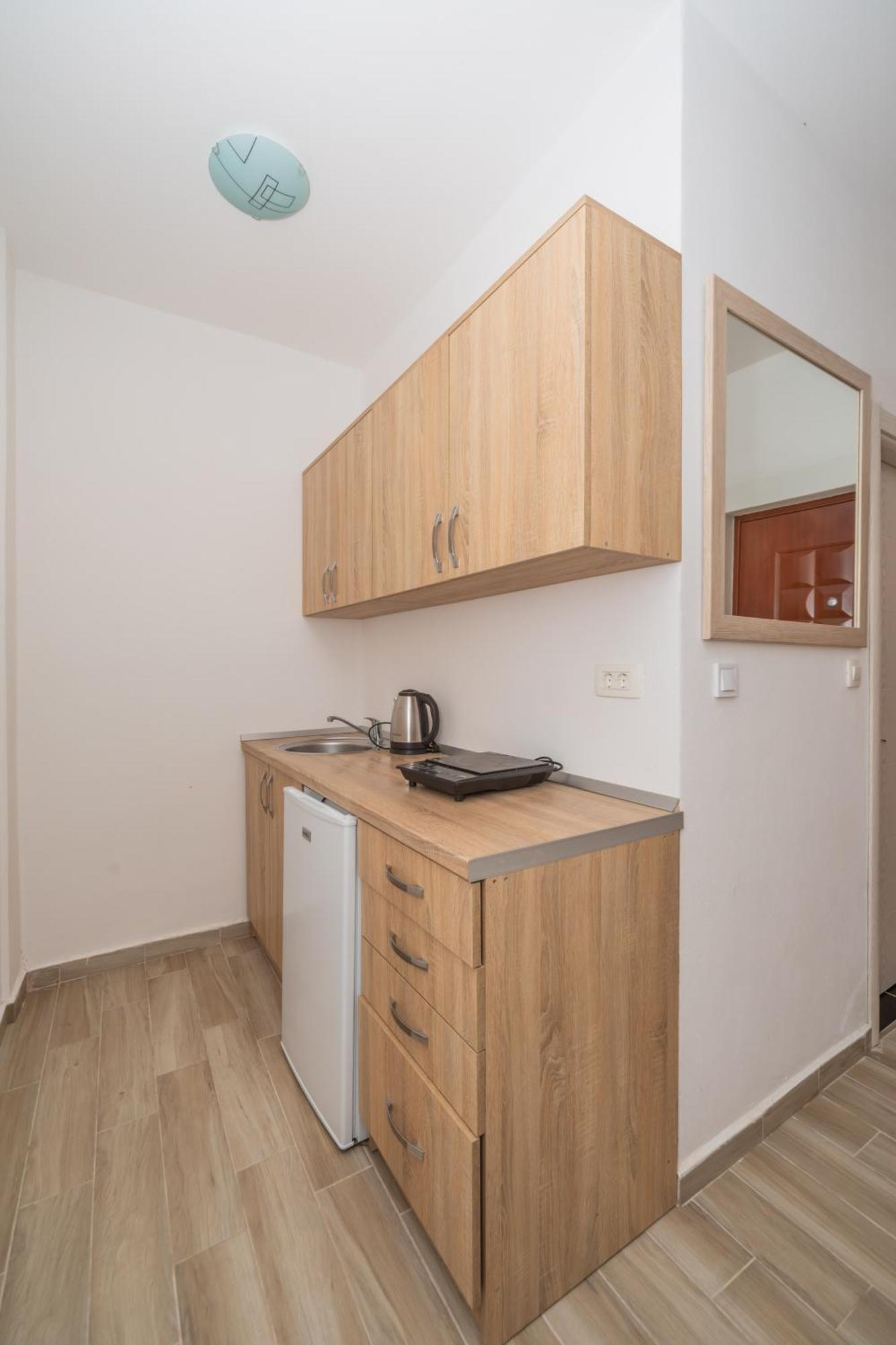 Apartments Dobra Voda Chambre photo